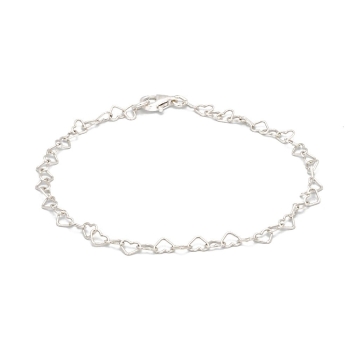 Delicada Pulsera de Plata de Ley cuyos eslabones son pequeños corazones de 3,2x4mm entrelazados entre si de donde puedes colgar 
