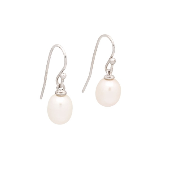 Sencillos pero preciosos, estos pendientes de Plata de Ley rodiada con gancho hippie y perla natural de 7x9mm son ideales para u