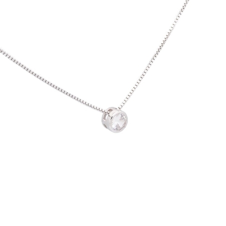 Collar Gargantilla de Plata de Ley rodiada compuesto por un sutil colgante de una circonita de 5mmØ engastada en chatón y una ca Collar Gargantilla de Plata de Ley rodiada compuesto por un sutil colgante de una circonita de 5mmØ engastada en chatón y una ca