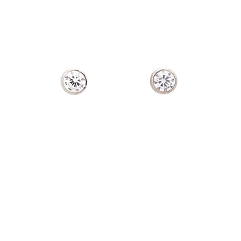 Un clásico totalmente actual son estos pendientes de Plata de Ley rodiada con una circonita blanca de 5mmØ engastada en chatón y