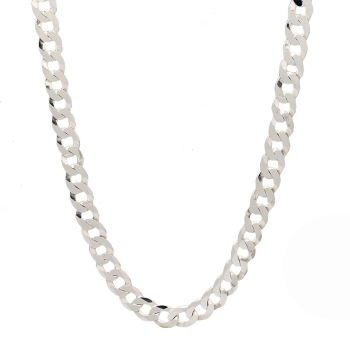 Cadena de Plata de Ley de tipo Barbada Pisada de 8mm de ancha y 60cm de largo total rematada con cierre de mosquetón.