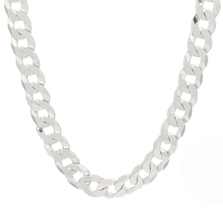 Gruesa Cadena de Plata de Ley de modelo Barbada Pisada de 10mm de ancho y 60cm de largo total rematada con cierre de mosquetón.