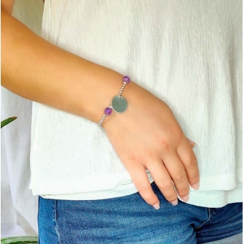 Pulsera de bolitas de Plata de Ley de 3 y 4mm enfiladas en hilo de silicona con 4 bolas de 8mm de Amatista facetadas , componen  2