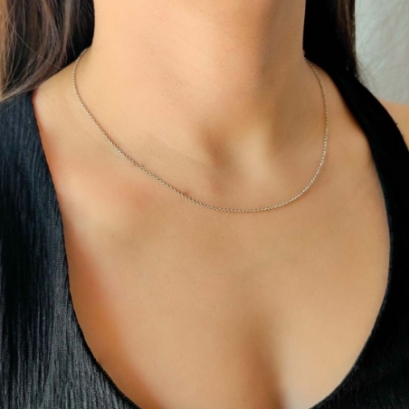 Cadena de Plata de Ley rodiada tipo rolo, de1,1mm de grosor de 45cm de largo, para realzar cualquier colgante rodiado.