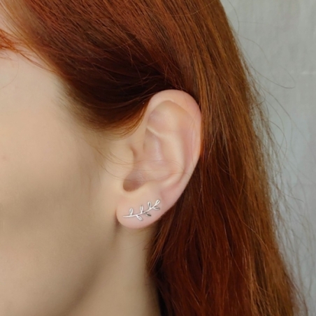 Pendientes Trepadores de Plata de Ley de tamaño pequeño de 15,7mm de largo y no mas de 5,8mm de ancho que siempre sientan bien a